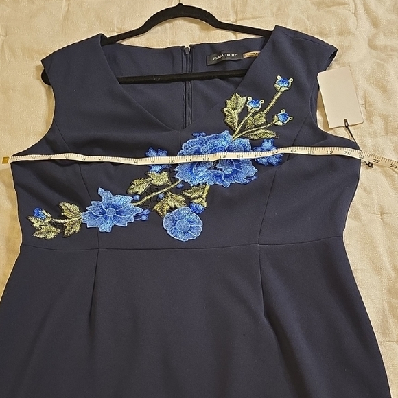 Ivanka Trump Blue Sleeveless Sheath Midi Dress - Picture 6 of 10